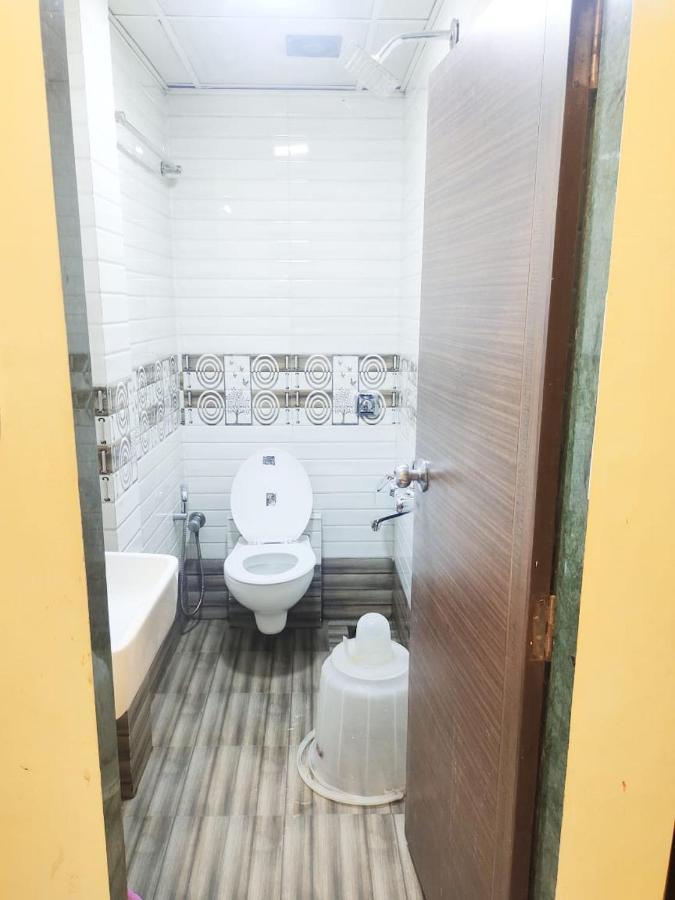 Hotel Golden Galaxy - Santacruz East Mumbai Exterior photo